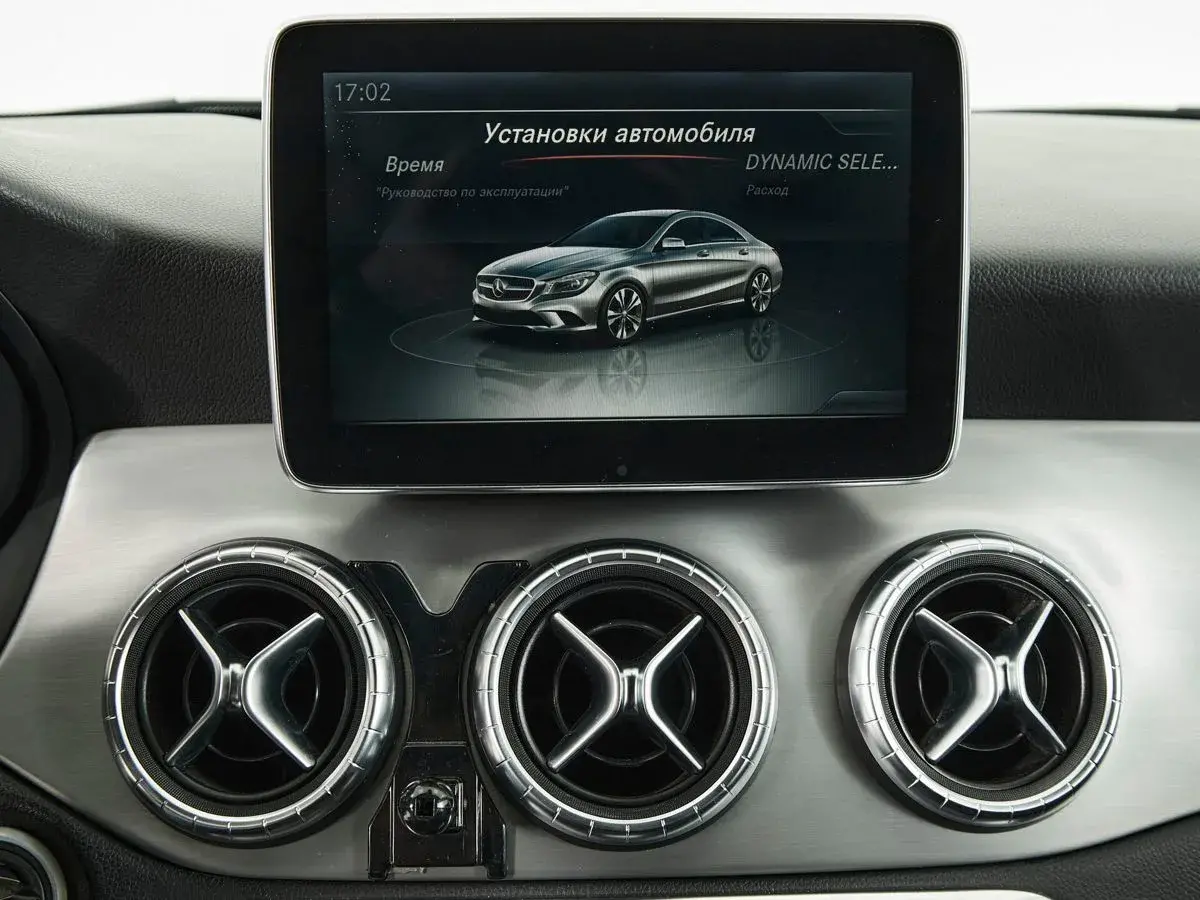 Mercedes benz CLA
