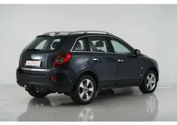 Opel Antara Вид 5