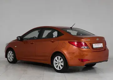 Hyundai Solaris Вид 4