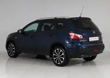 Nissan Qashqai+2 Вид 4