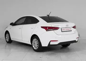 Hyundai Solaris Вид 4