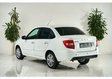 Lada Granta Вид 4