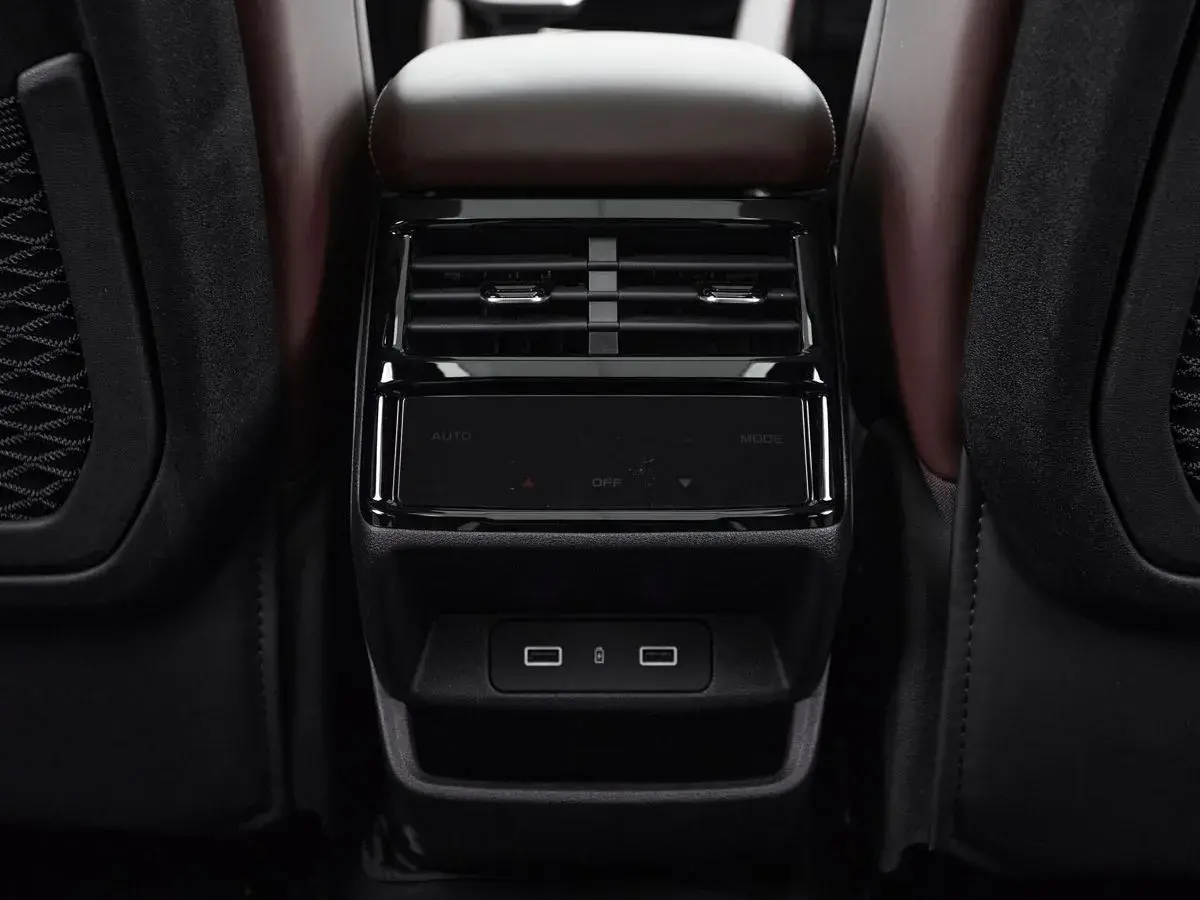 Geely Monjaro