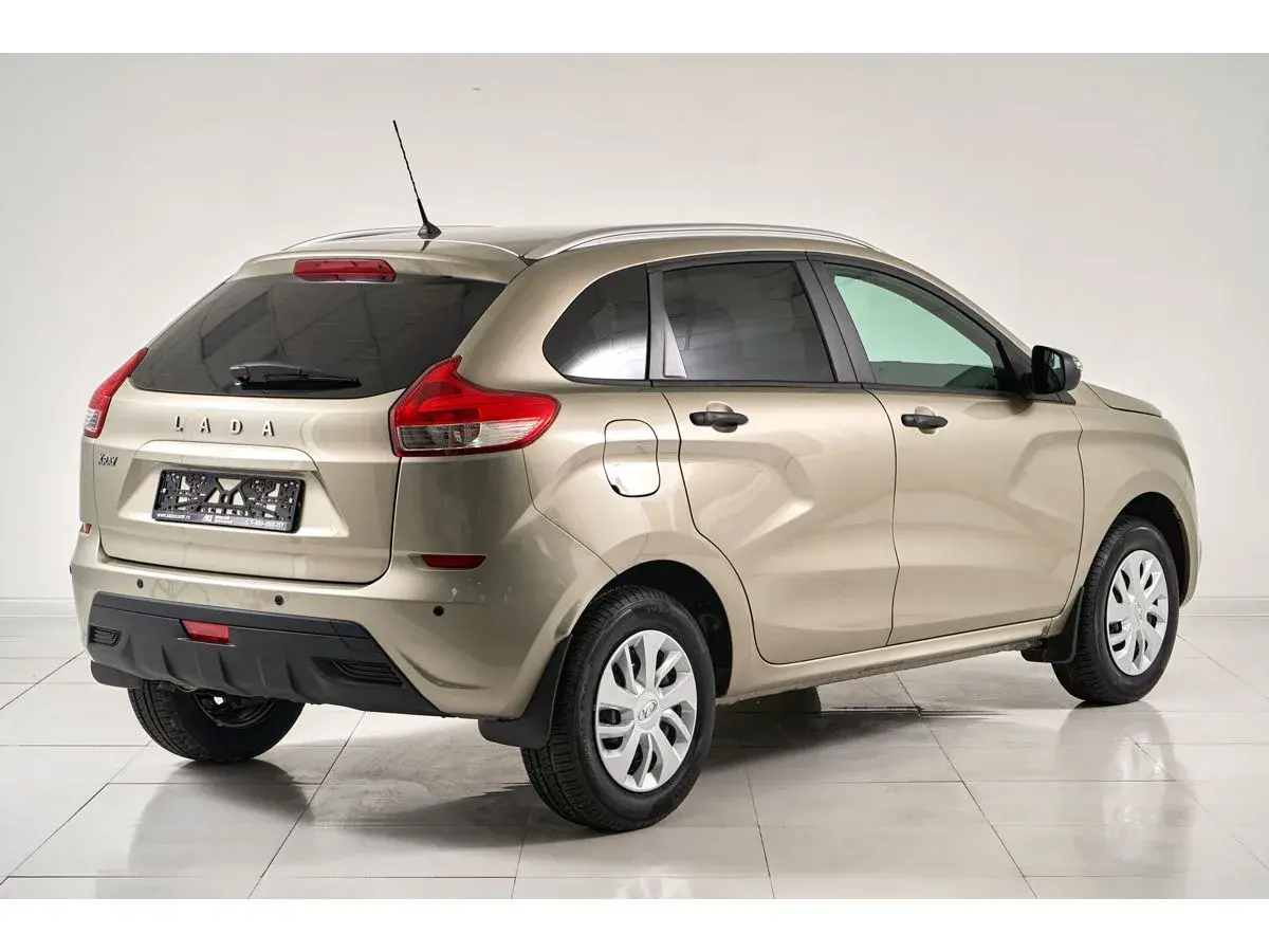 Lada XRAY