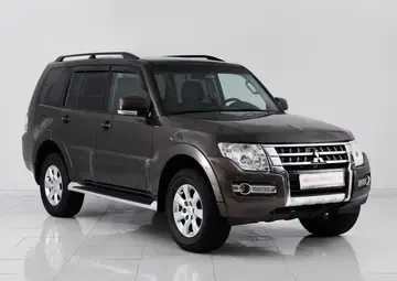 Mitsubishi Pajero Вид 3
