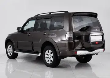 Mitsubishi Pajero Вид 5