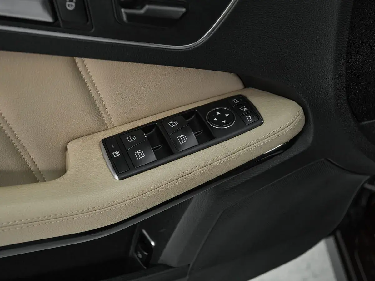 Mercedes benz E-Класс