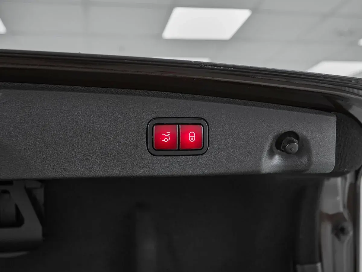 Mercedes benz E-Класс