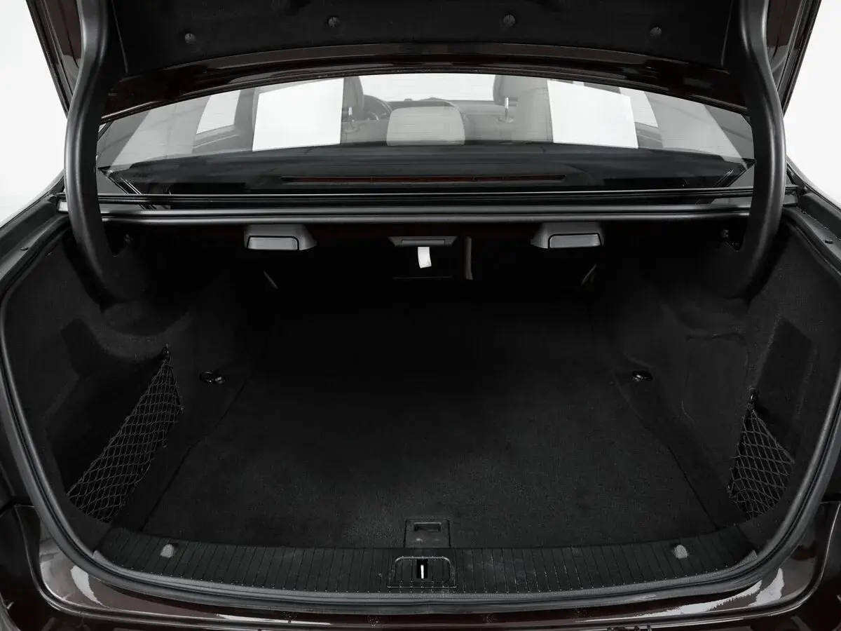 Mercedes benz E-Класс