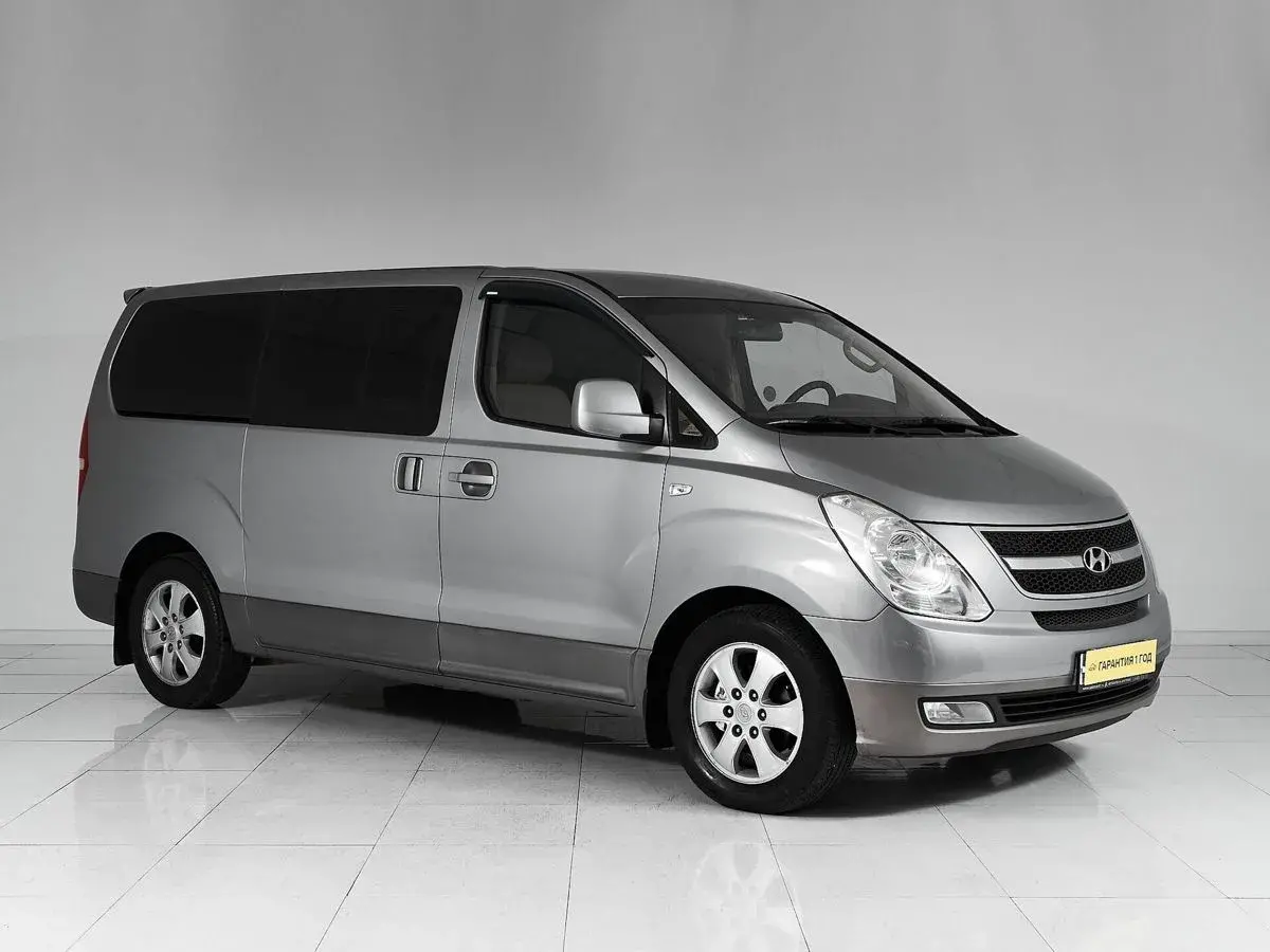 Hyundai Grand Starex