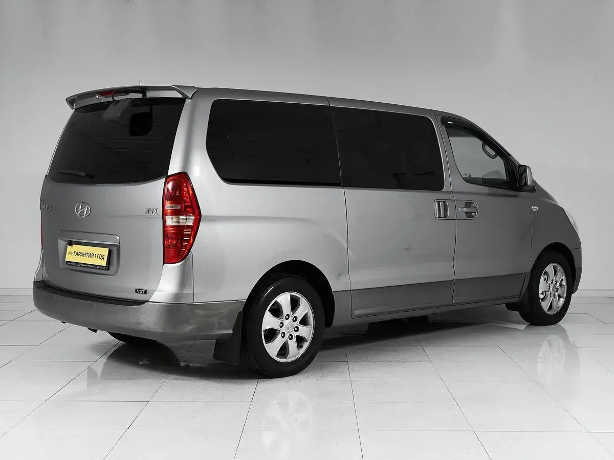 Hyundai Grand Starex