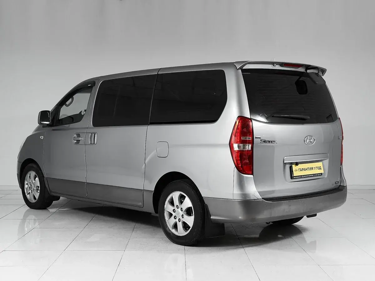 Hyundai Grand Starex