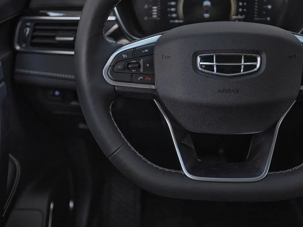 Geely Atlas Pro