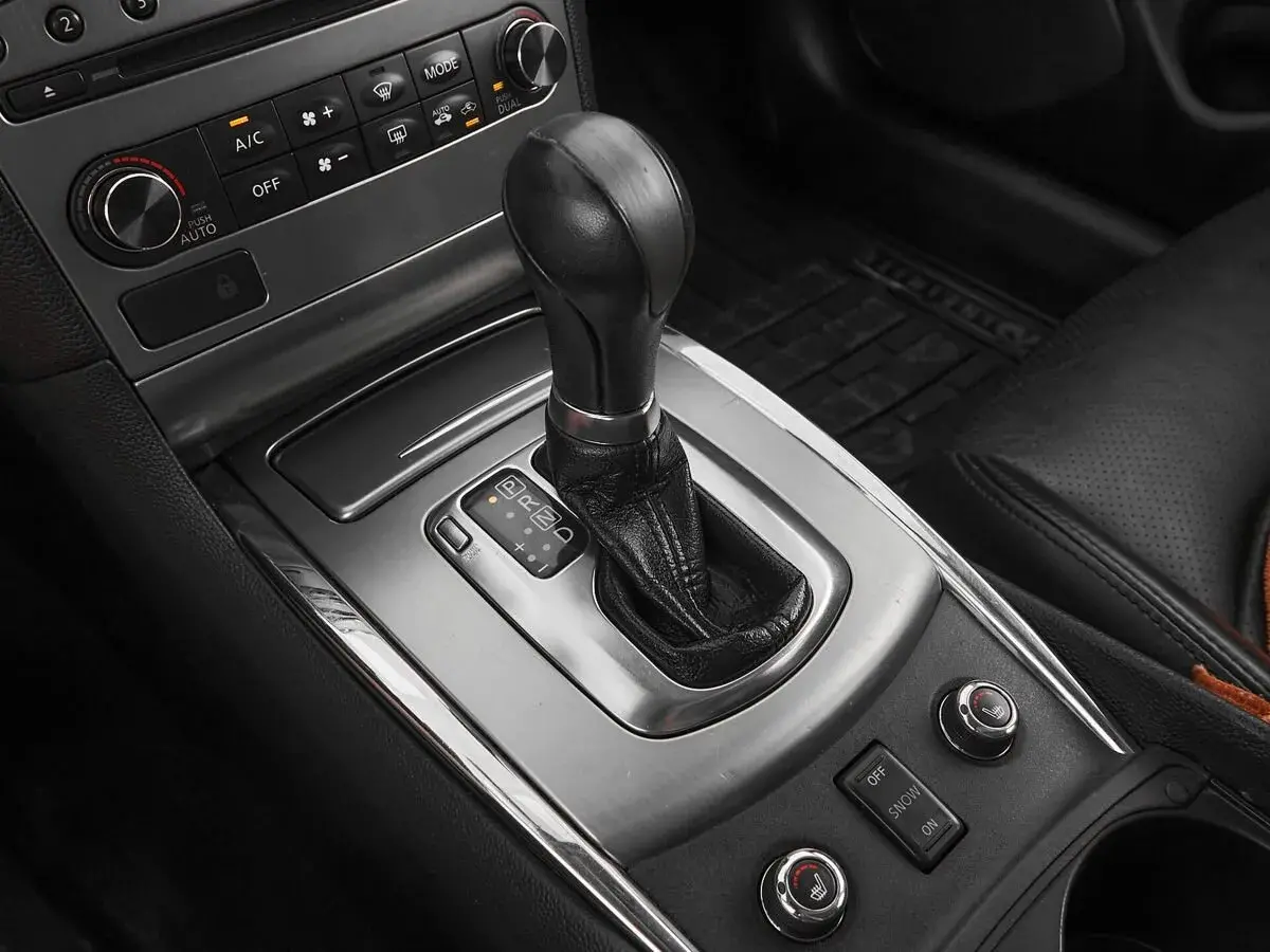 Infiniti G