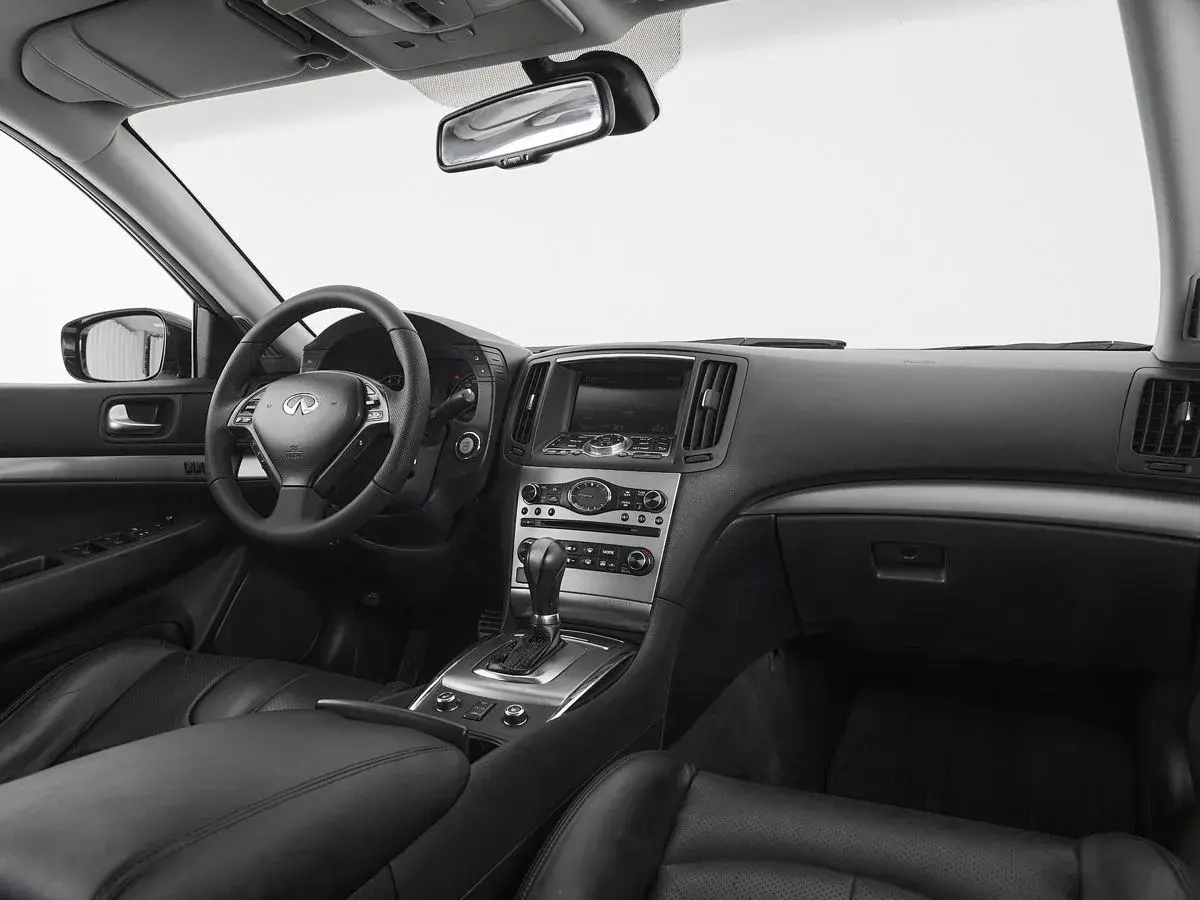Infiniti G