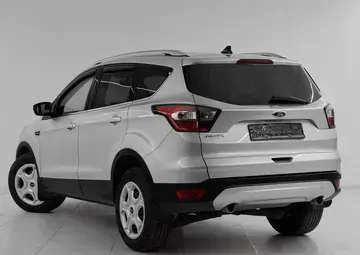 Ford Kuga Вид 4