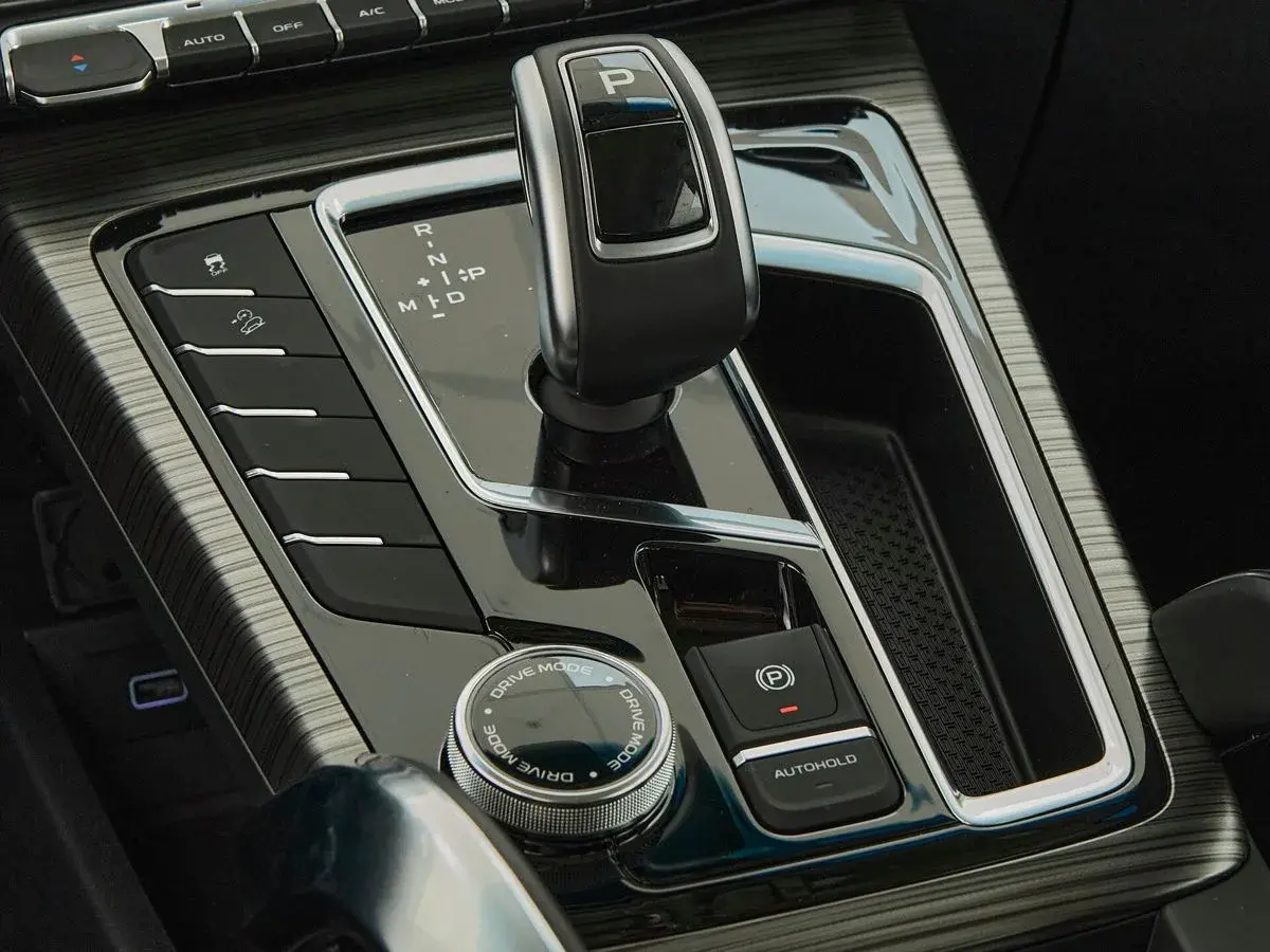Geely Atlas Pro