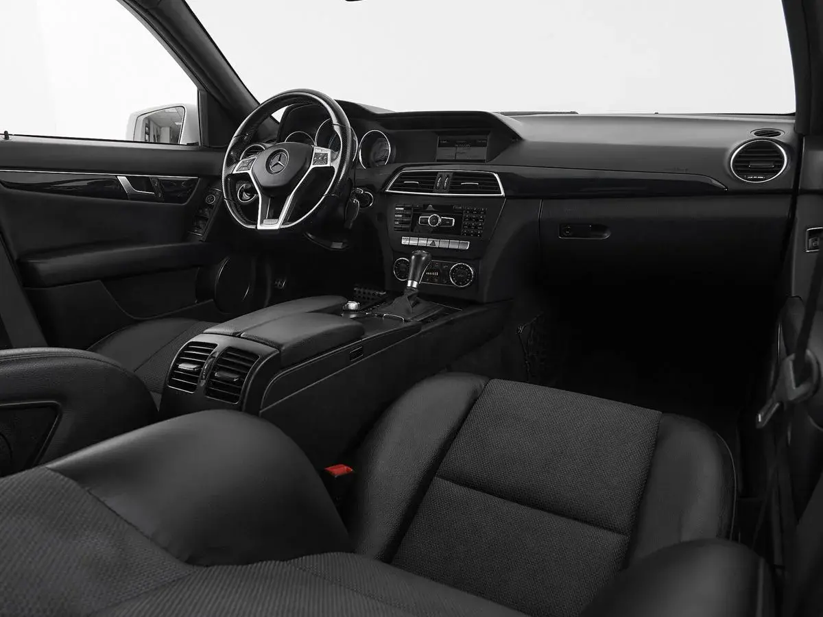 Mercedes benz C-Класс