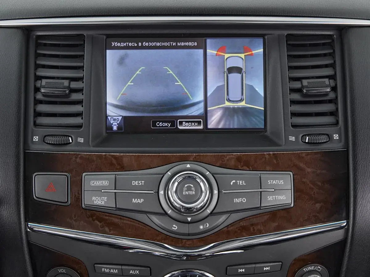 Infiniti QX56
