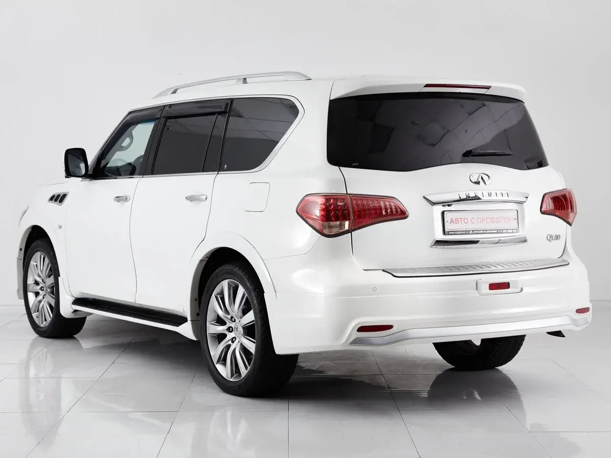 Infiniti QX56