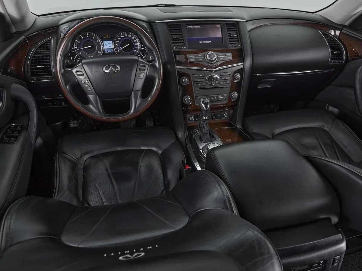 Infiniti QX56