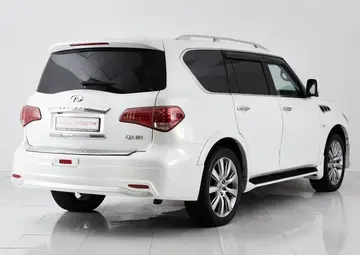 Infiniti QX56 Вид 4