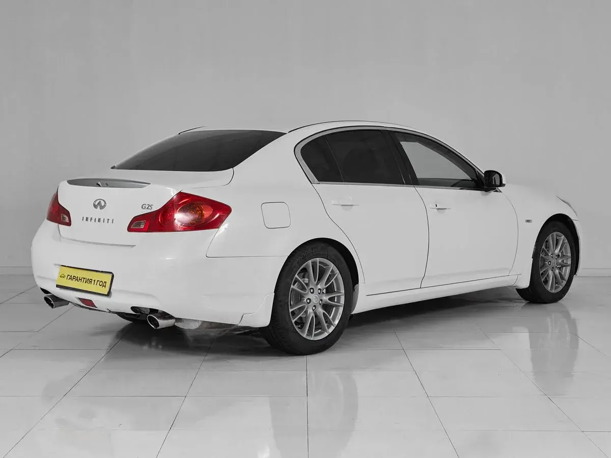 Infiniti G