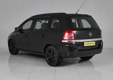 Opel Zafira Вид 4