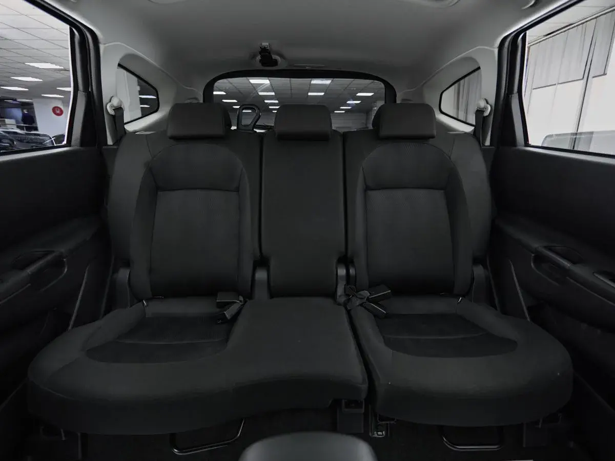 Nissan Qashqai+2