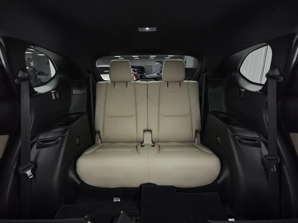 Mazda CX-9