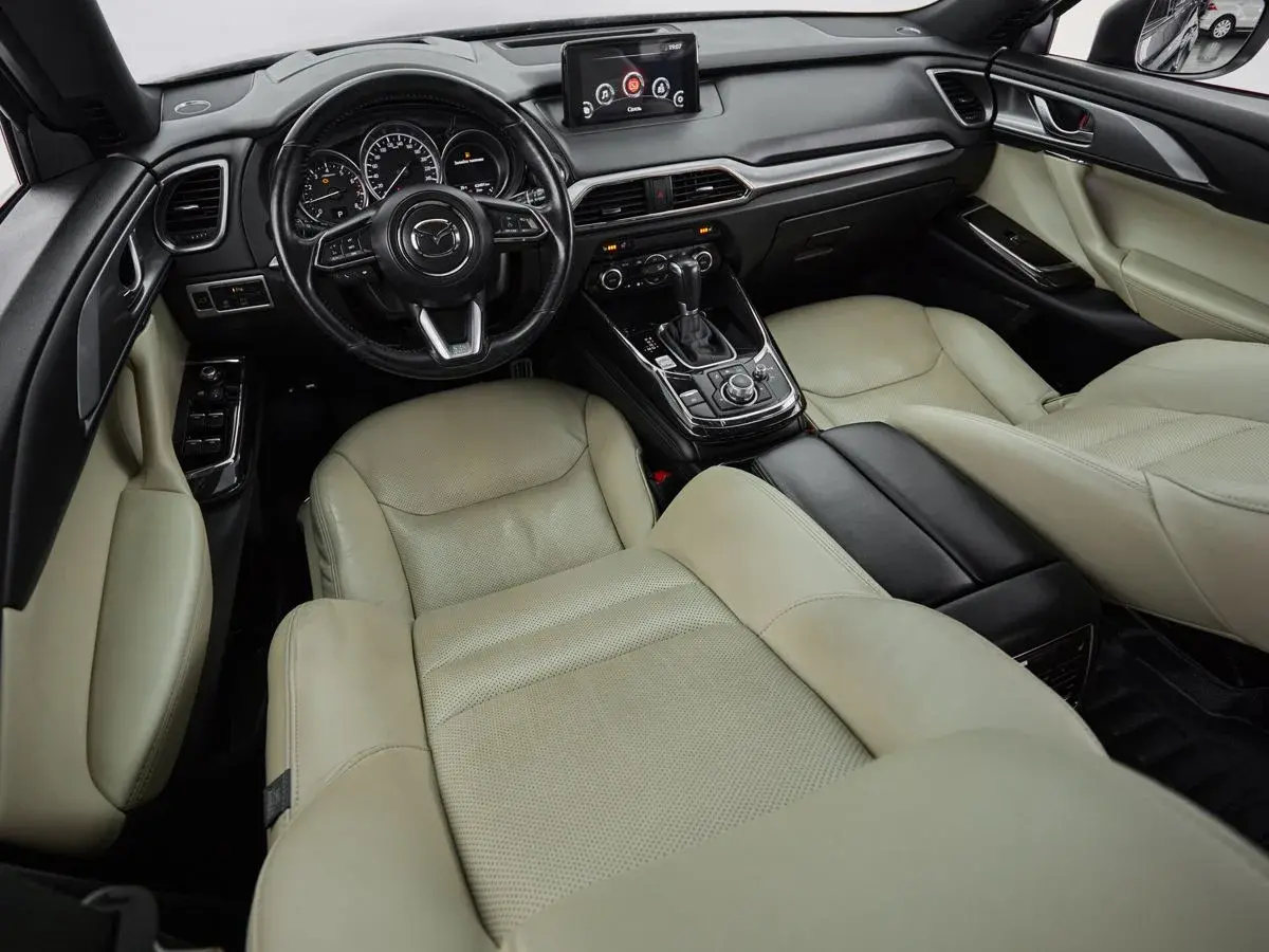 Mazda CX-9