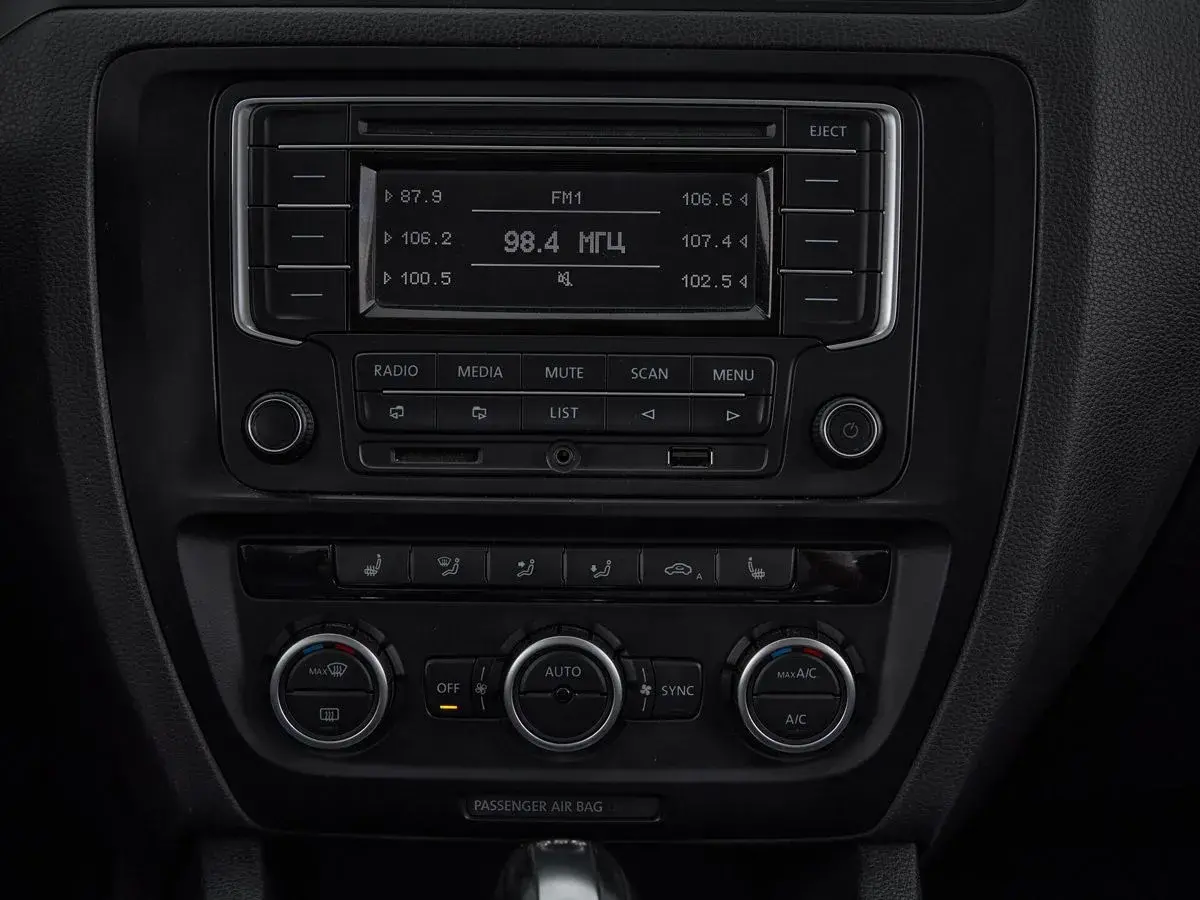 Volkswagen Jetta