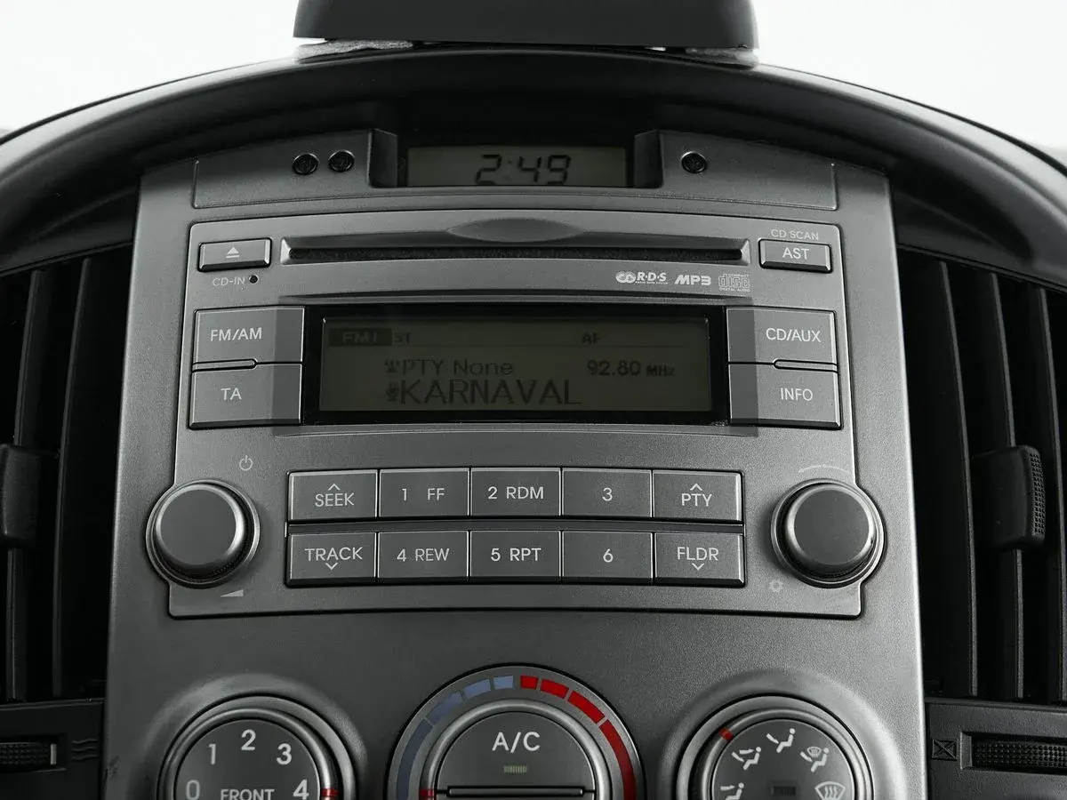 Hyundai H-1