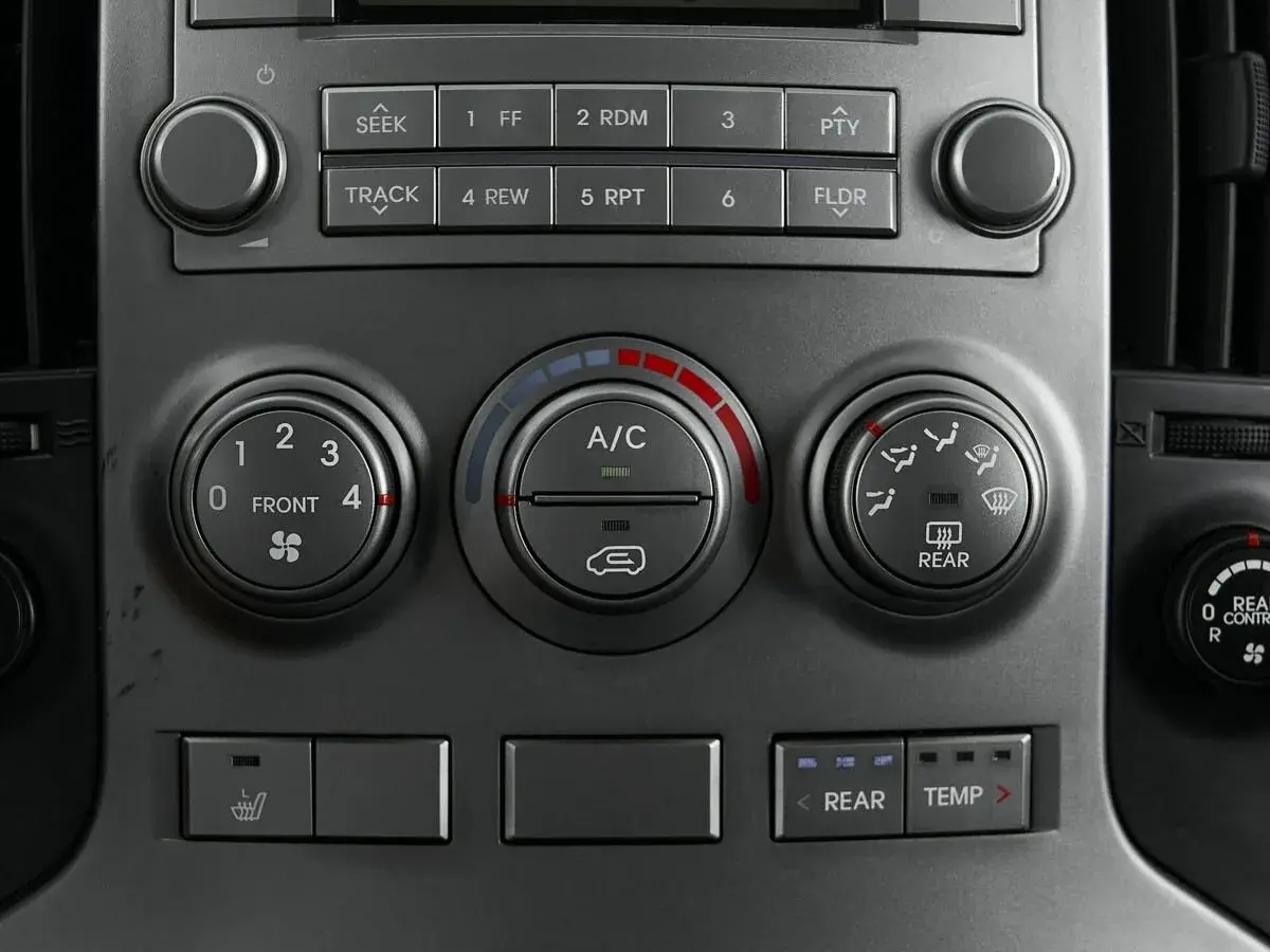 Hyundai H-1