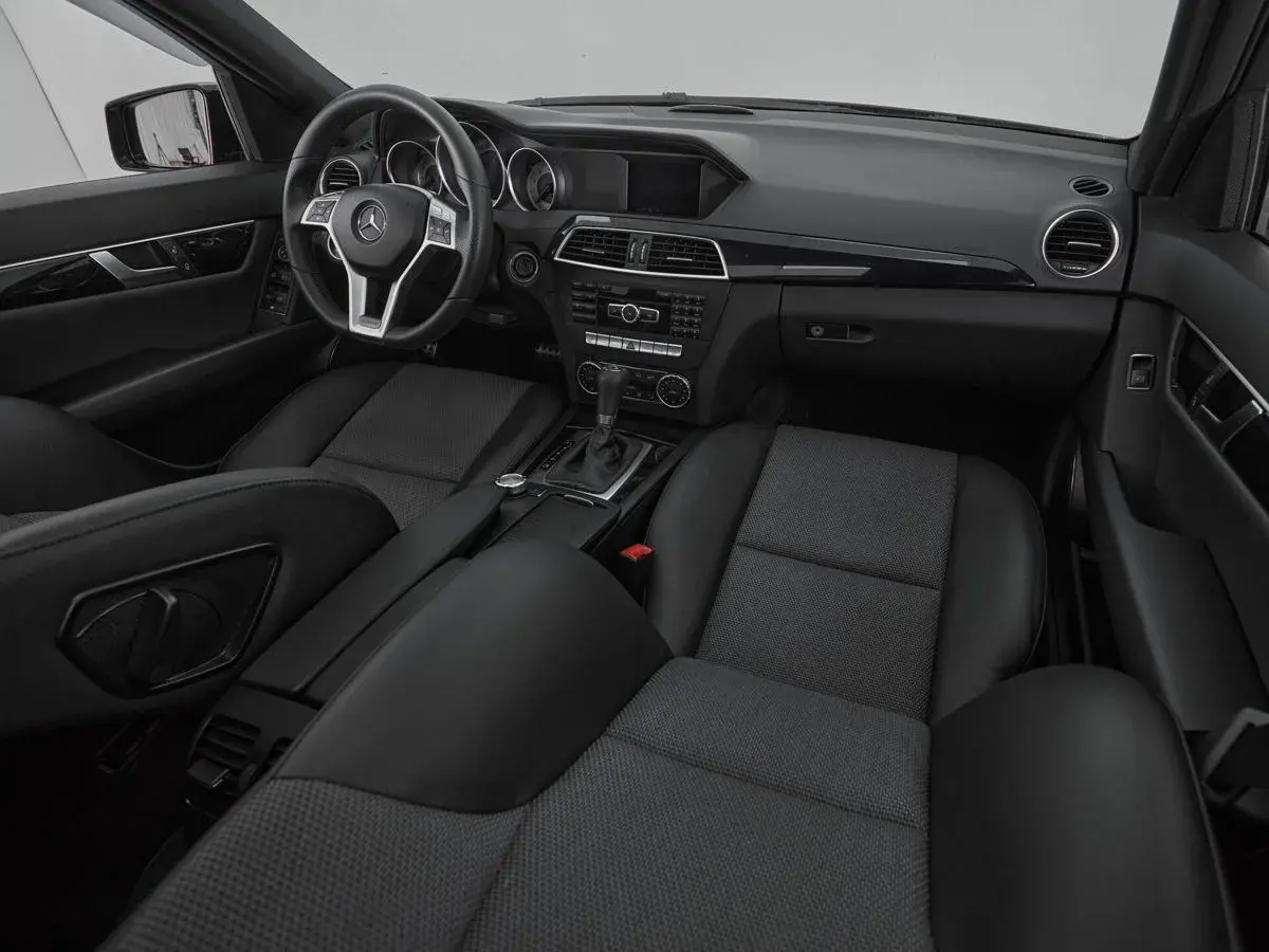 Mercedes benz C-Класс