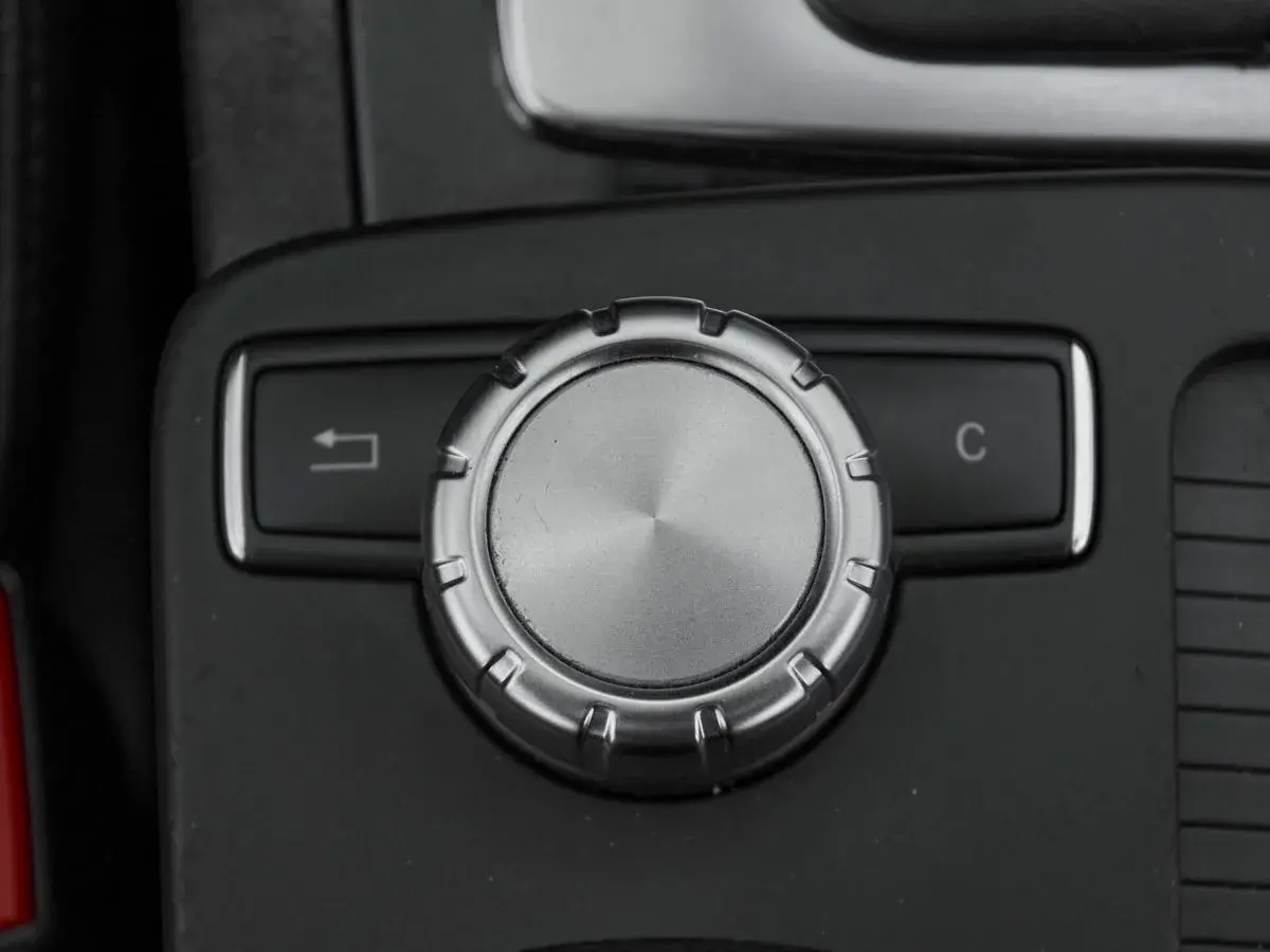 Mercedes benz C-Класс