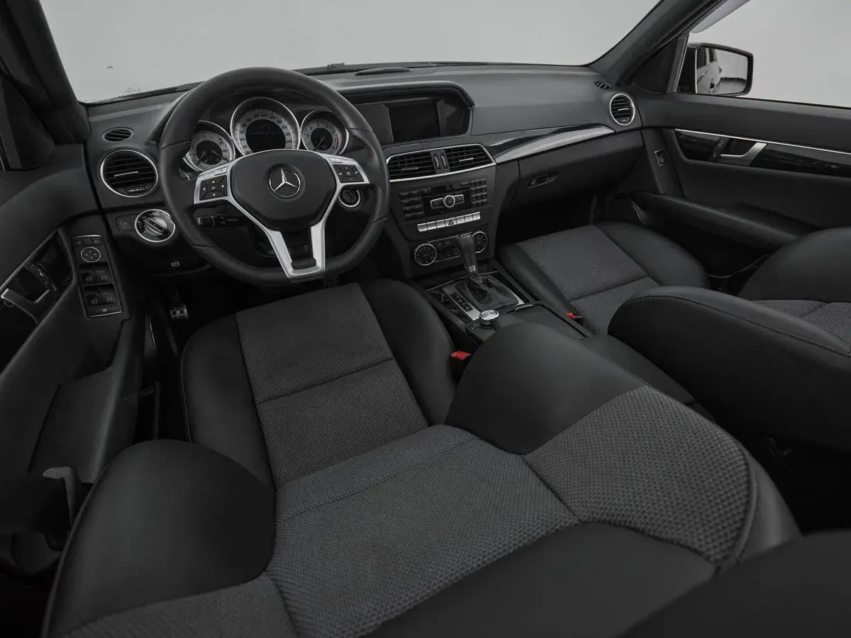 Mercedes benz C-Класс