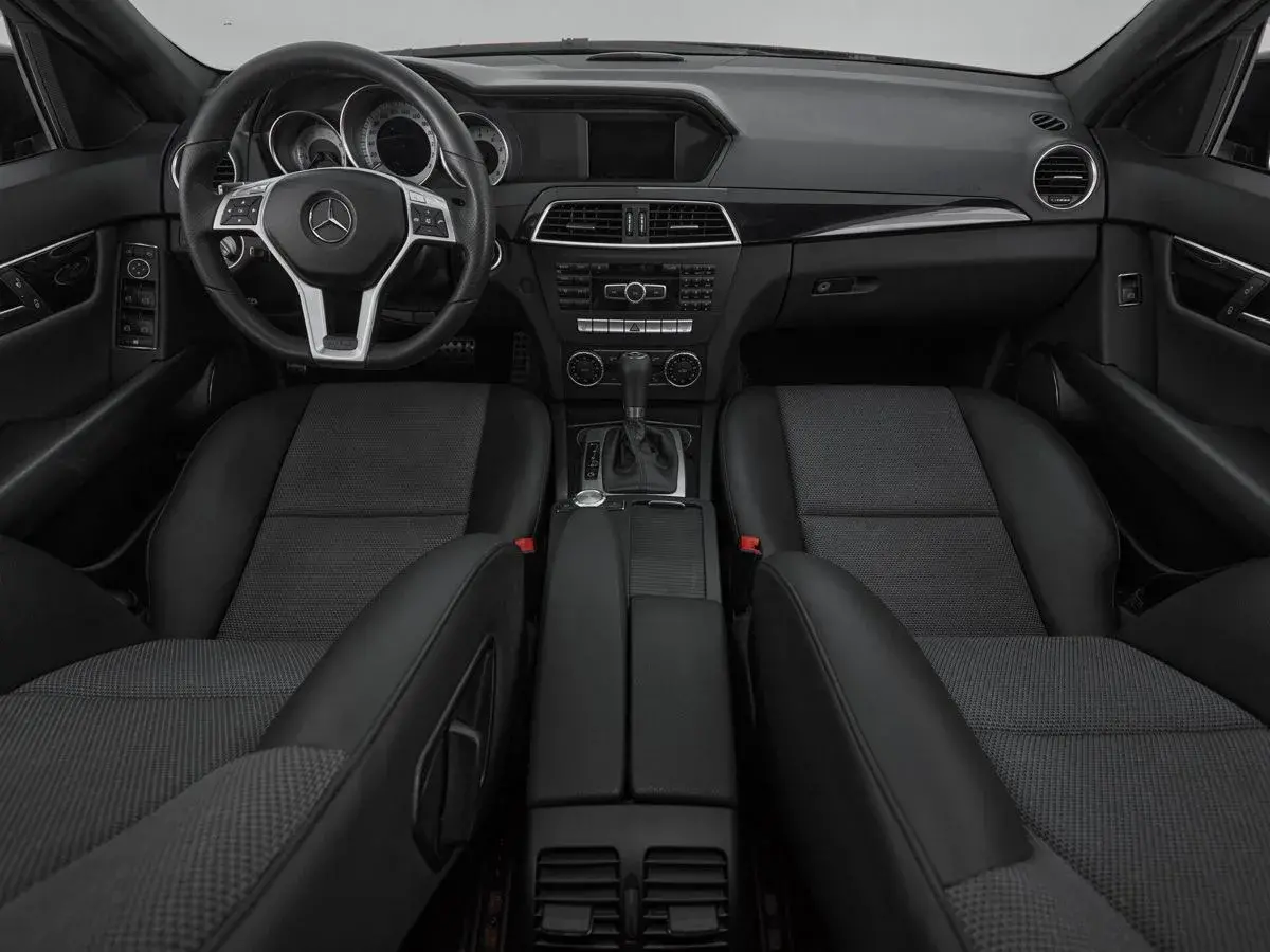 Mercedes benz C-Класс