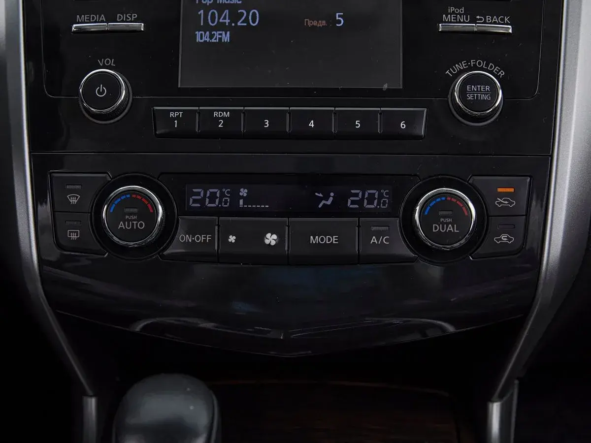 Nissan Teana