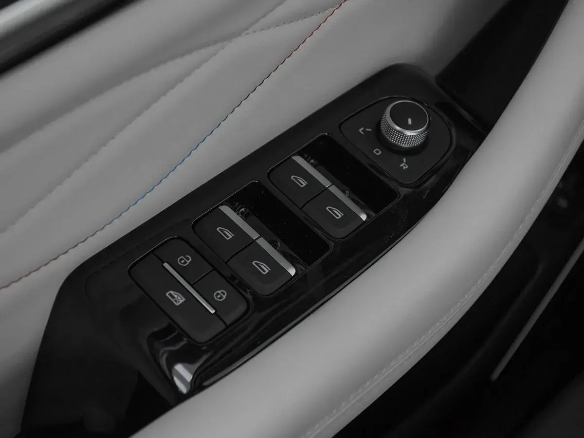 Geely Monjaro