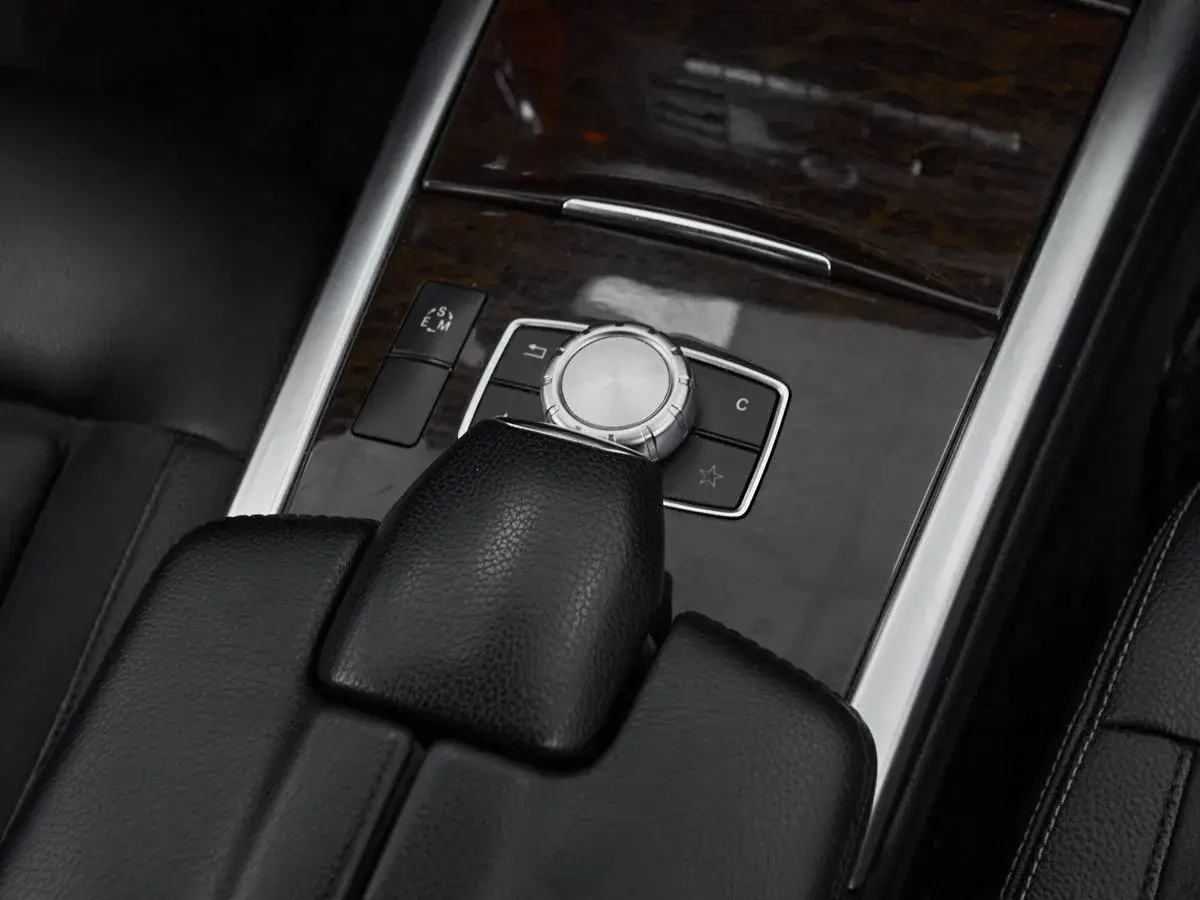 Mercedes benz E-Класс