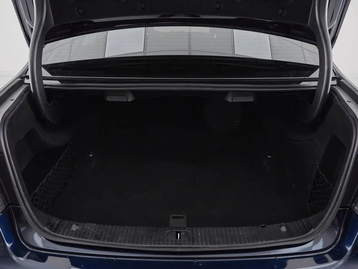 Mercedes benz E-Класс