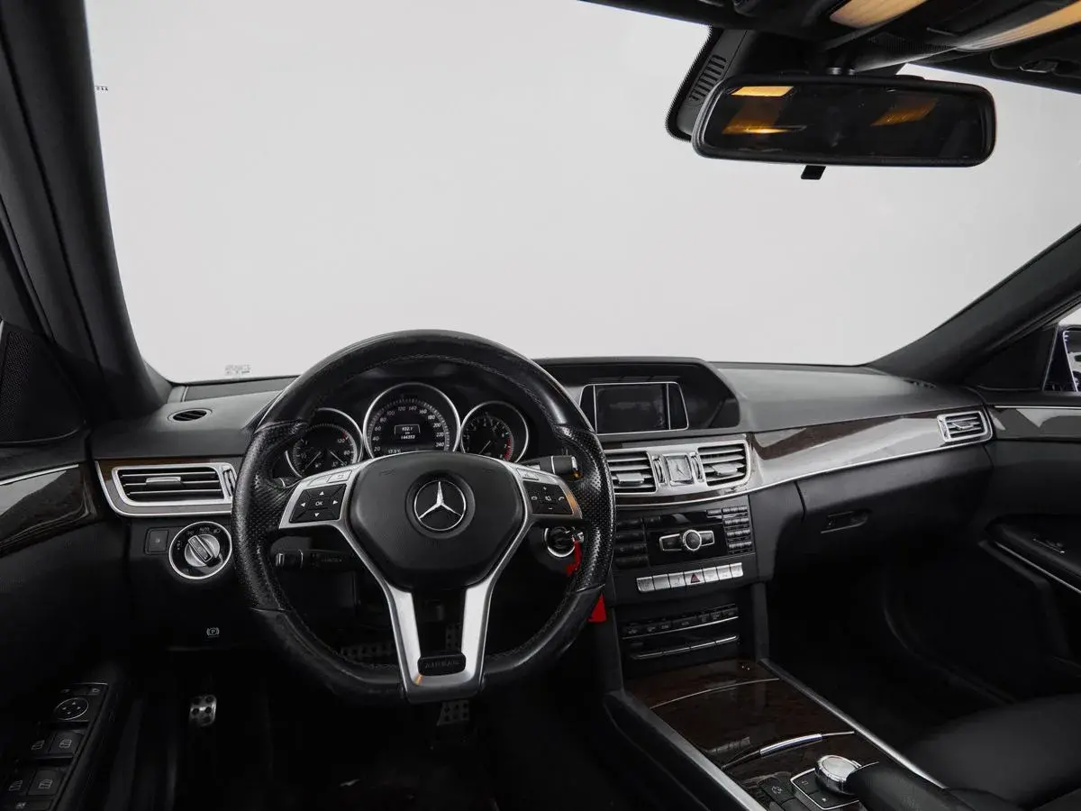 Mercedes benz E-Класс