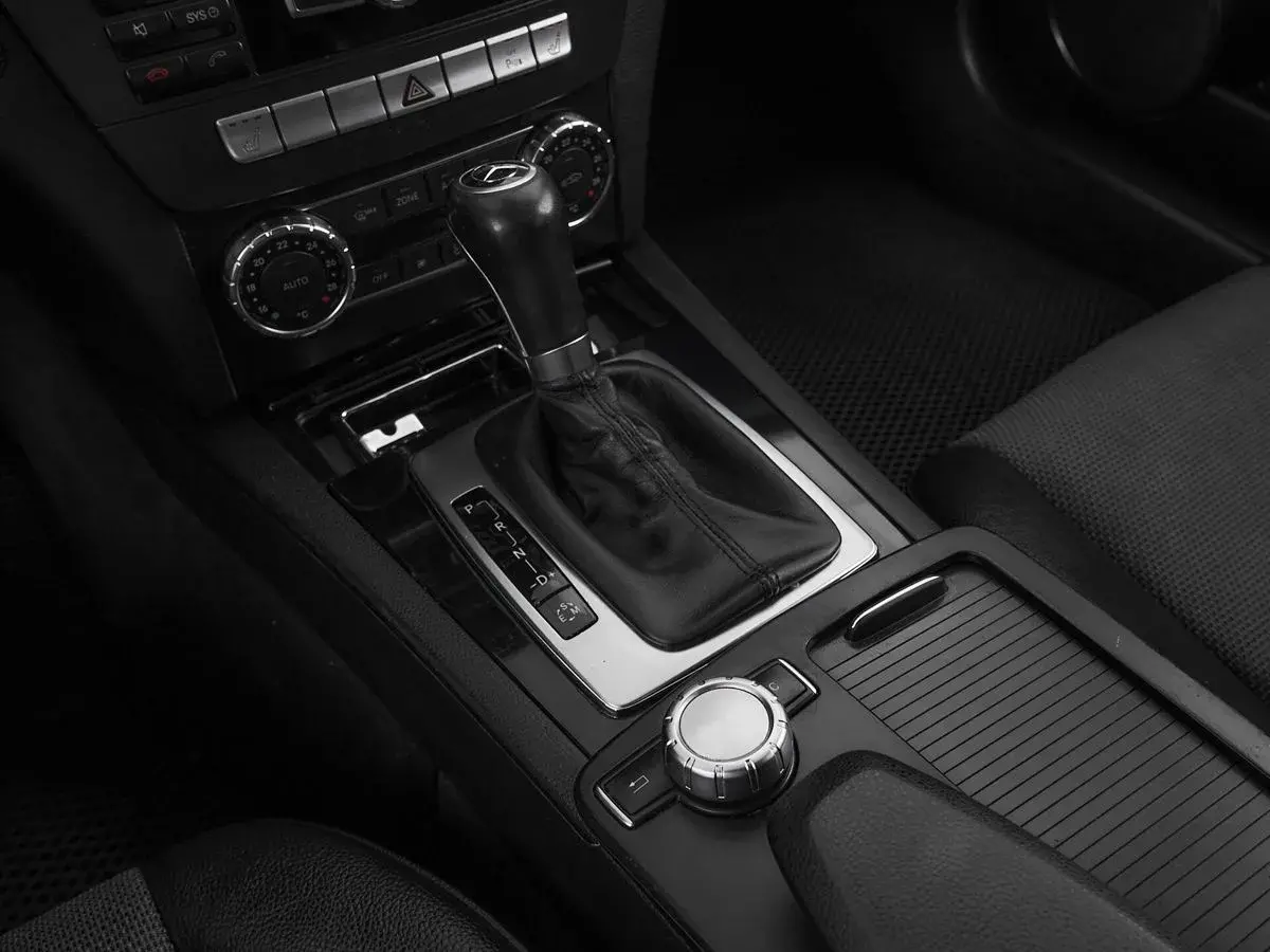 Mercedes benz C-Класс