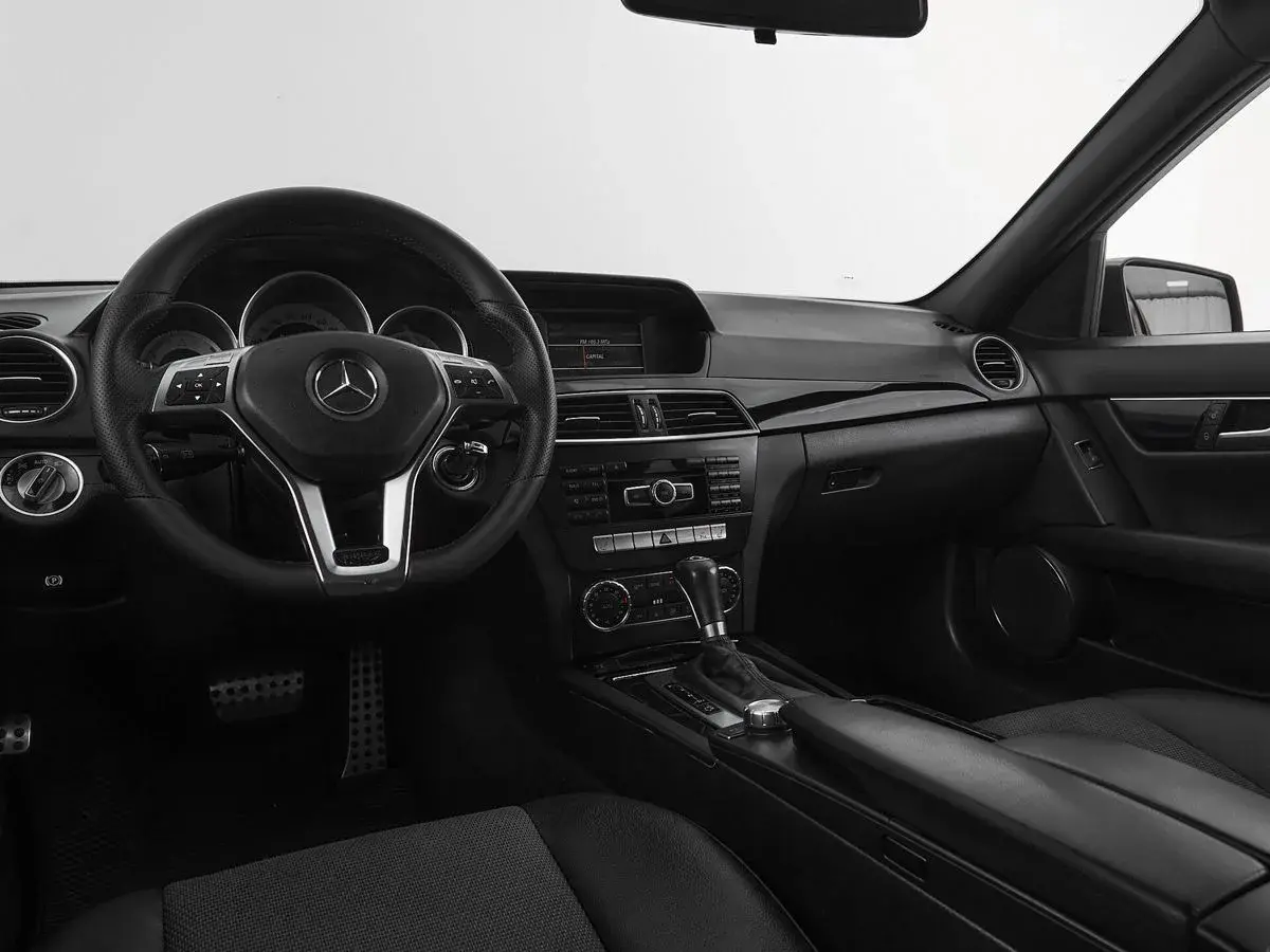 Mercedes benz C-Класс