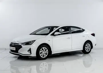 Hyundai Elantra Вид 1