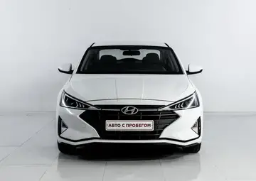 Hyundai Elantra Вид 2