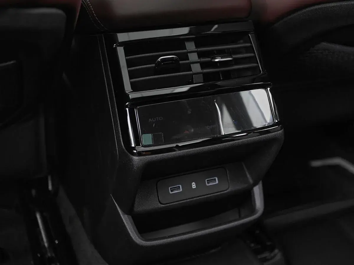 Geely Monjaro