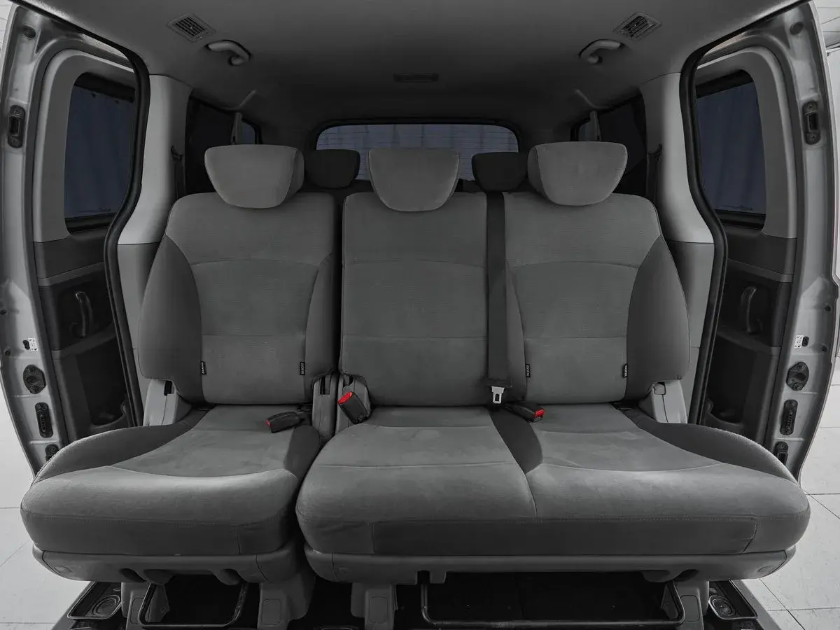 Hyundai H-1