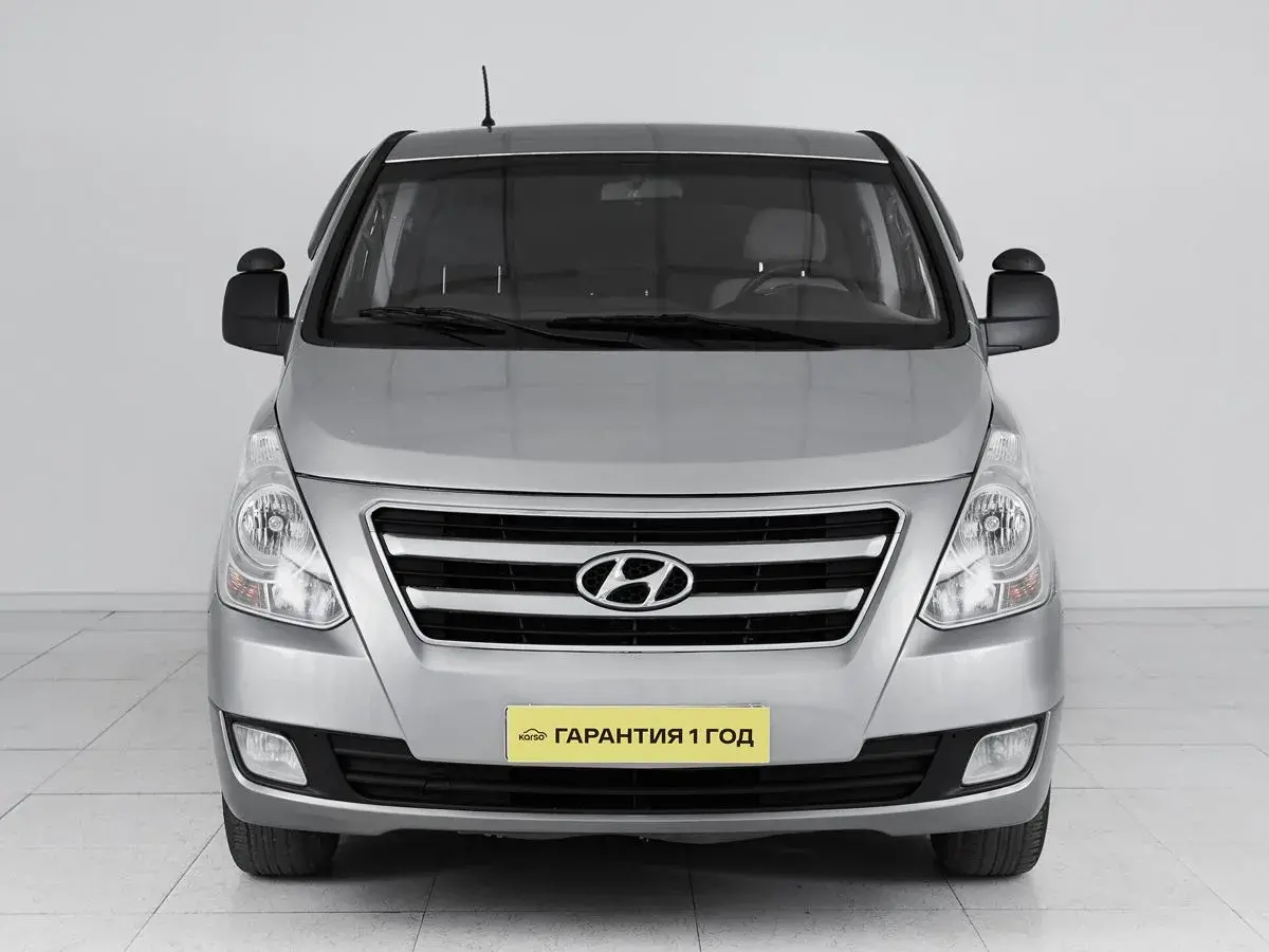 Hyundai H-1